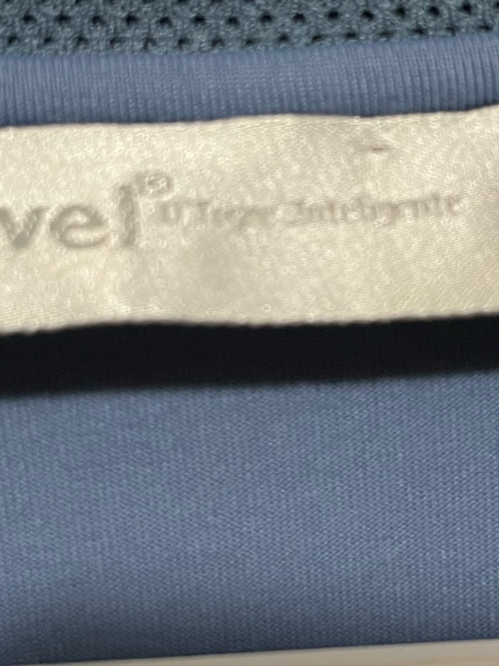 INVEL brand Woman’s V-neck long sleeve Bioceramics Mid Blue color Size Medium - Picture 2 of 5